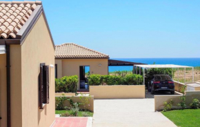 Lovely Home In Marina Di Modica With Kitchenette